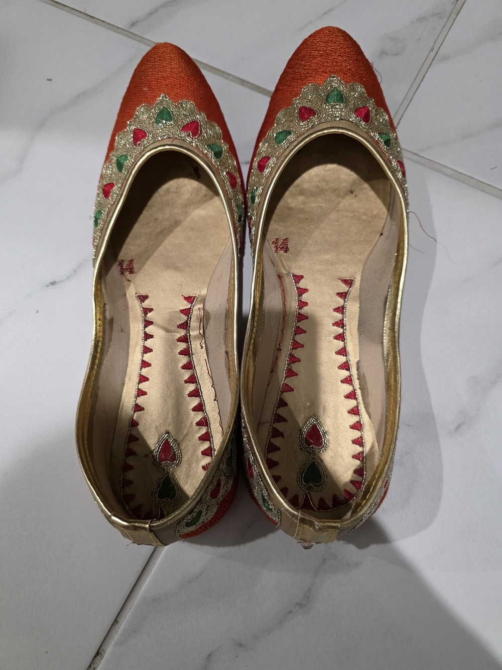Women's Orange Embroidered Punjabi Jutti